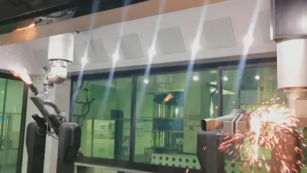 Szybkie sterowanie dwutorowe z podążaniem